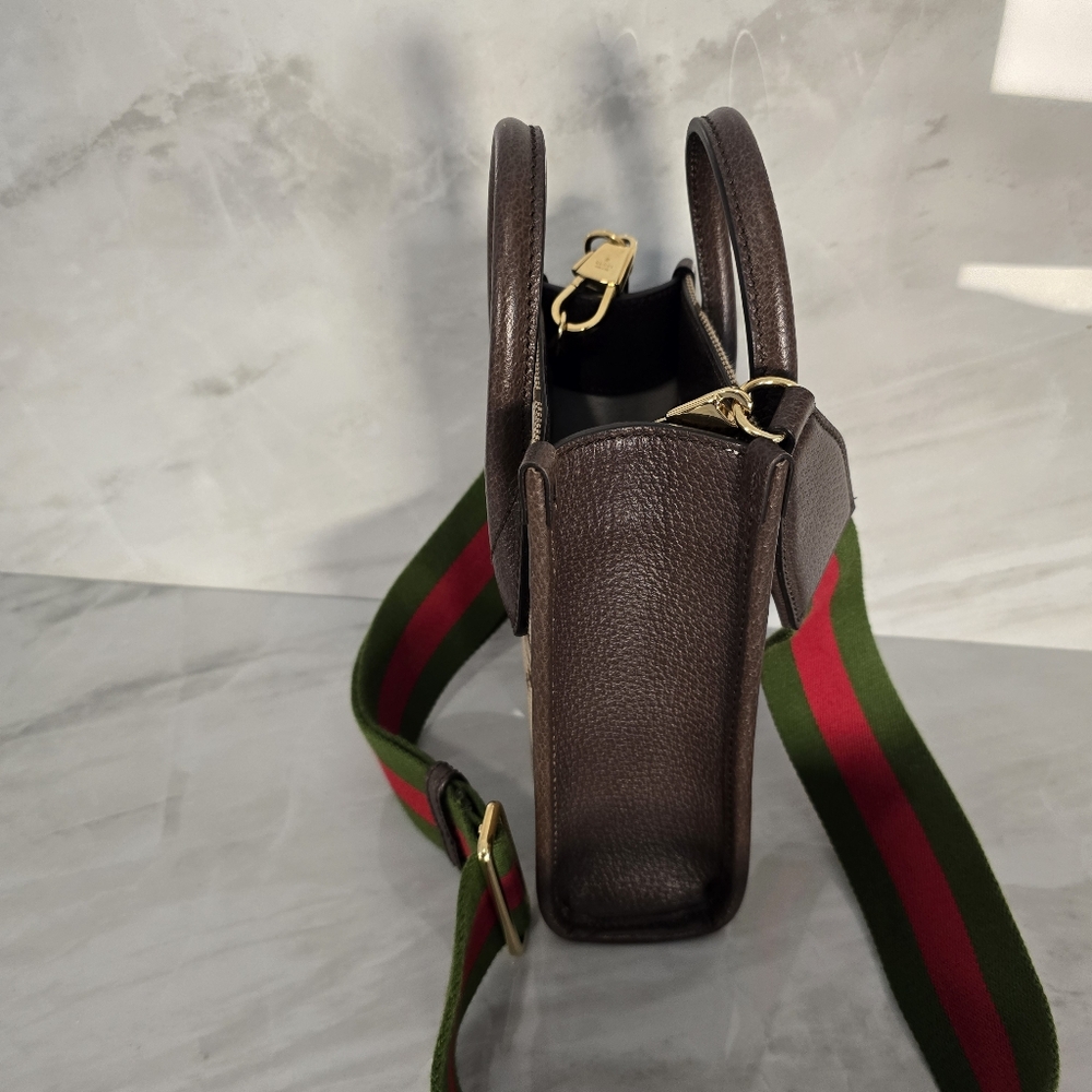 Gucci Jumbo GG Crossbody Bag - Picture 8 of 13